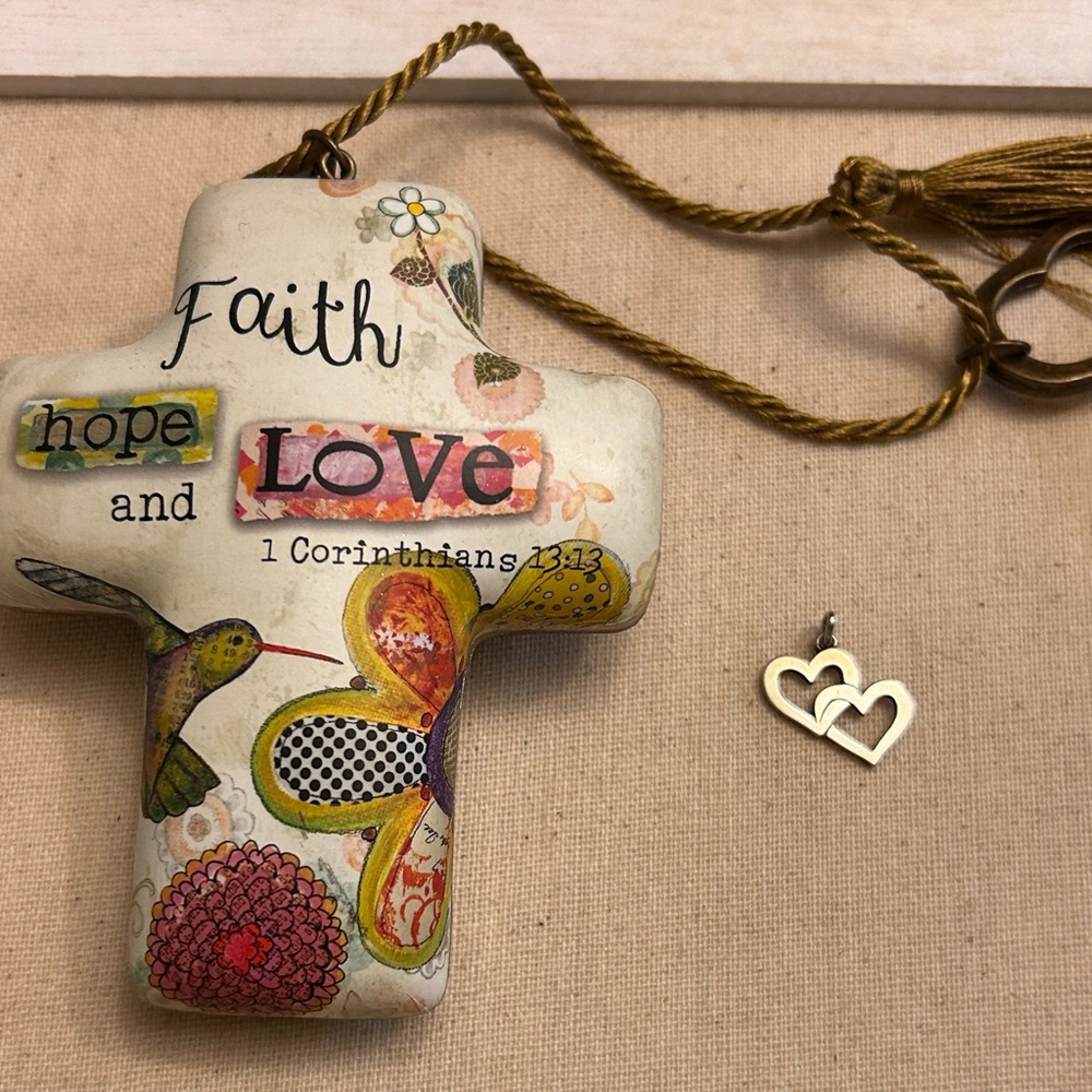 Retired James Avery two hearts charm